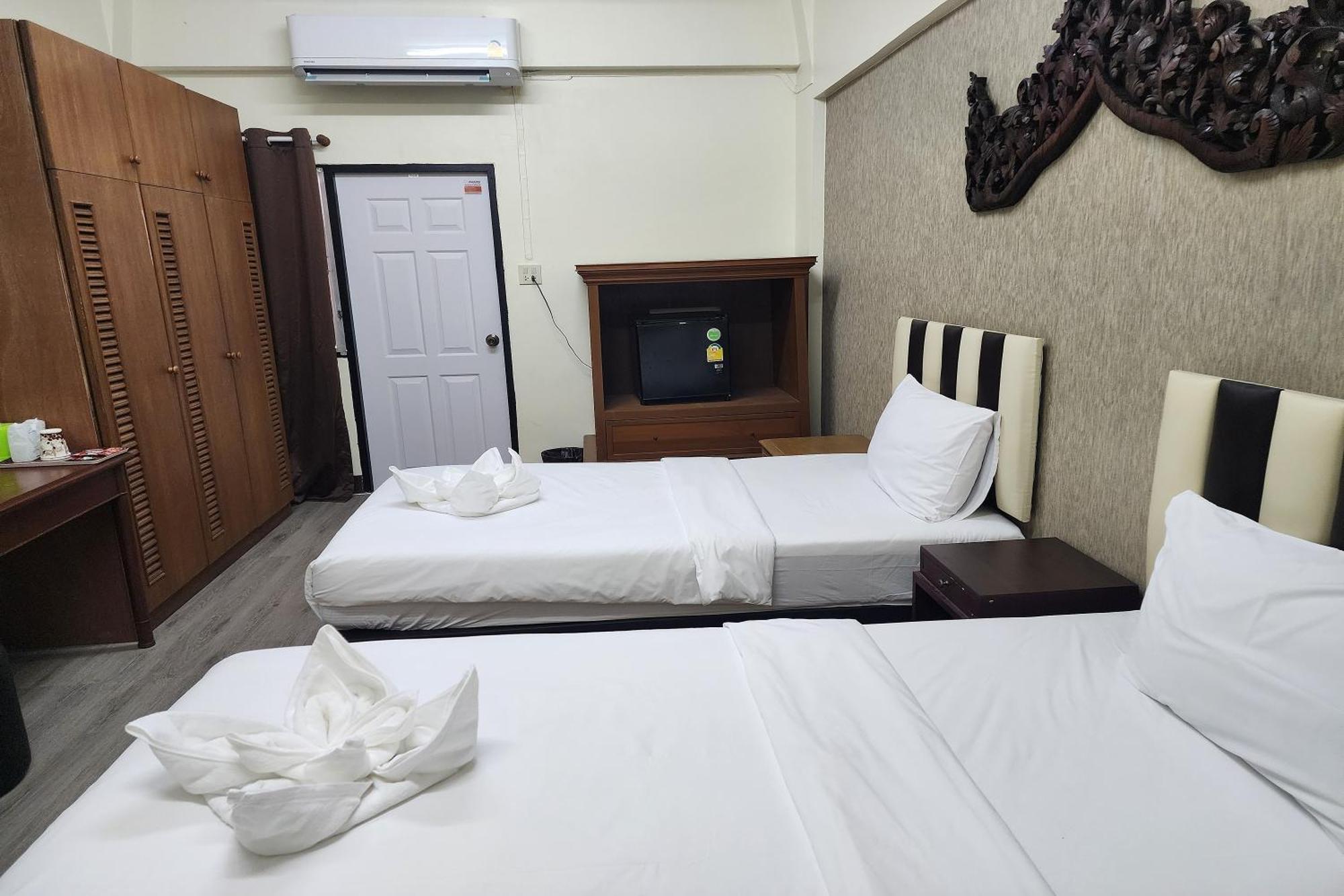 Kim Hotel At Bangplong Ban Bang Prong Extérieur photo