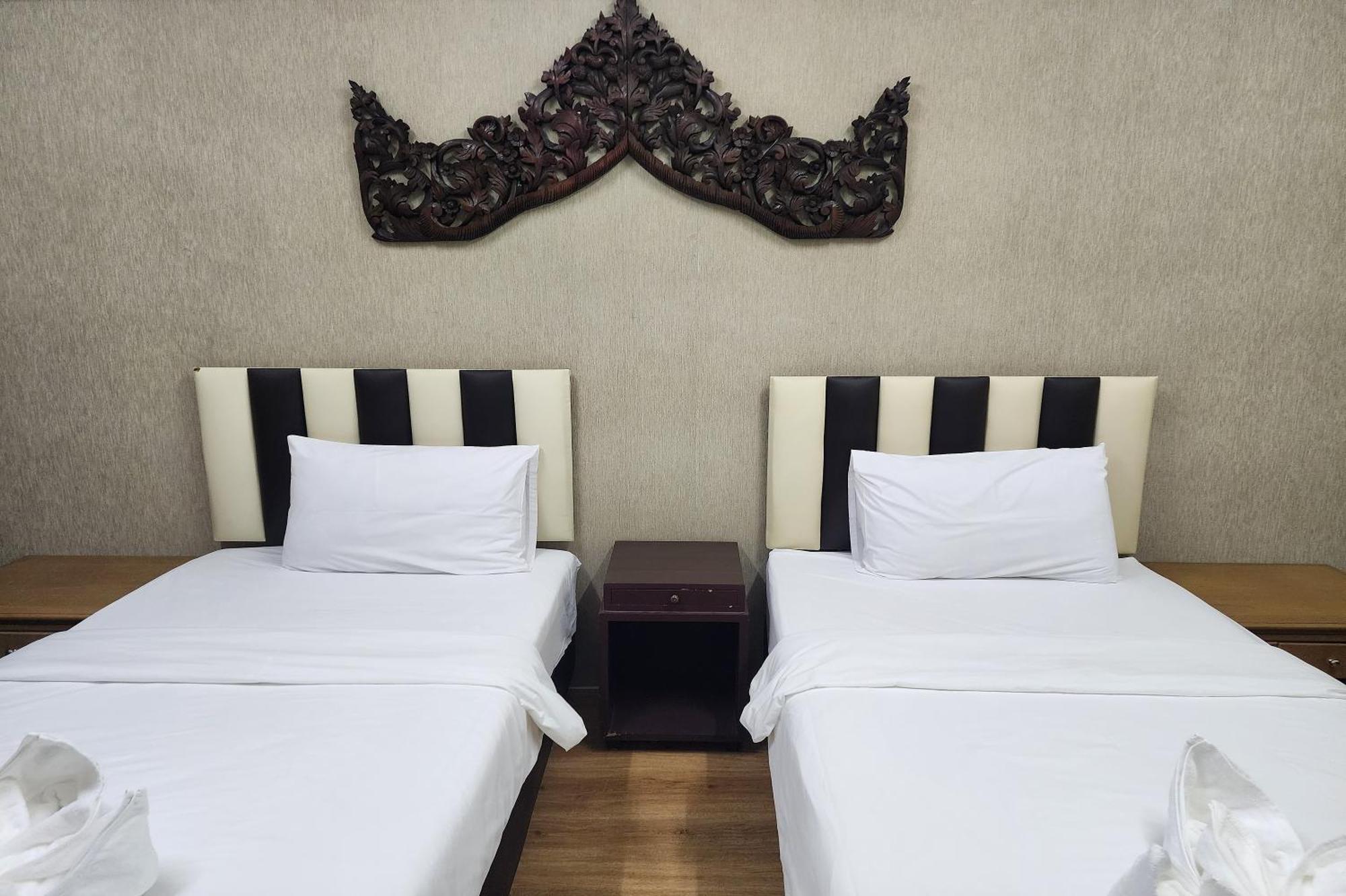 Kim Hotel At Bangplong Ban Bang Prong Extérieur photo