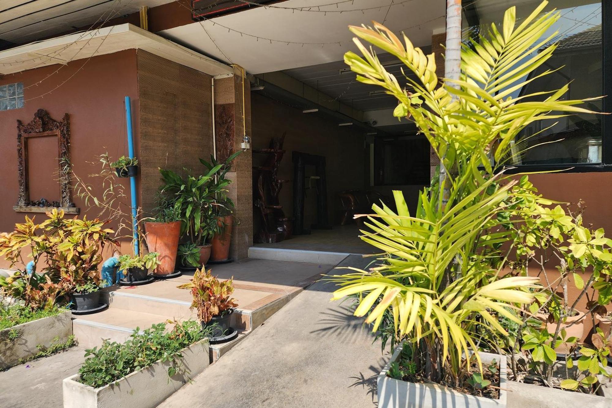 Kim Hotel At Bangplong Ban Bang Prong Extérieur photo